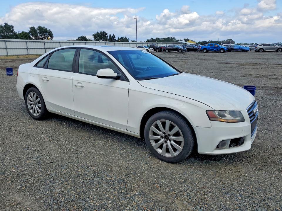 2012 Audi A4 მანქანა იყიდება აუქციონზე, vin: WAUAFAFL8CN017417, აუქციონის ნომერი: 52275336