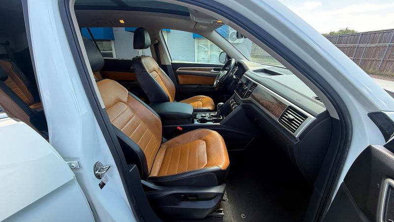 54199266 :رقم المزاد ، 1V2NR2CA3KC521144 vin ، 2019 Volkswagen Atlas مزاد بيع