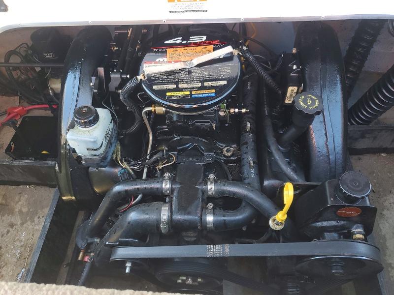 Продажа на аукционе авто 1999 Chaparral Boat, vin: FGB80902H899, номер лота: 98072325