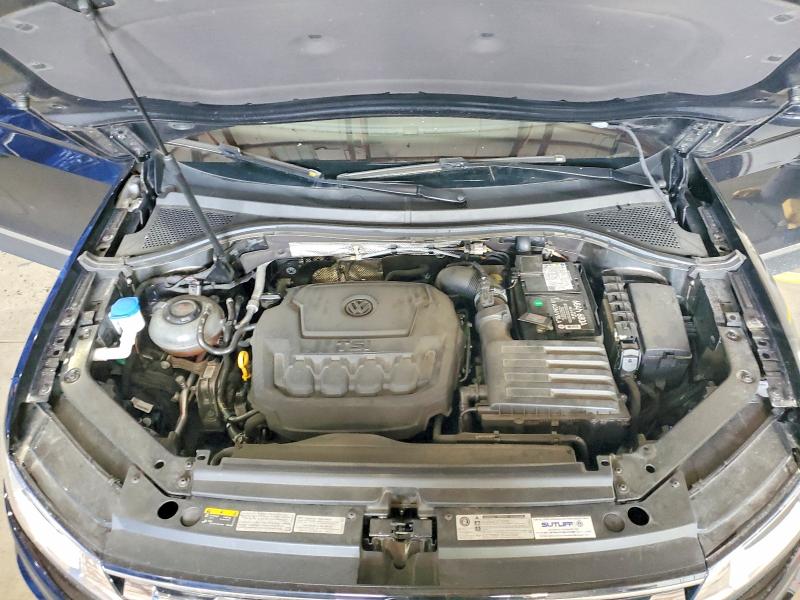 Продаж на аукціоні авто 2018 Volkswagen Tiguan, vin: 3VV2B7AX9JM120953, номер лоту: 52245536