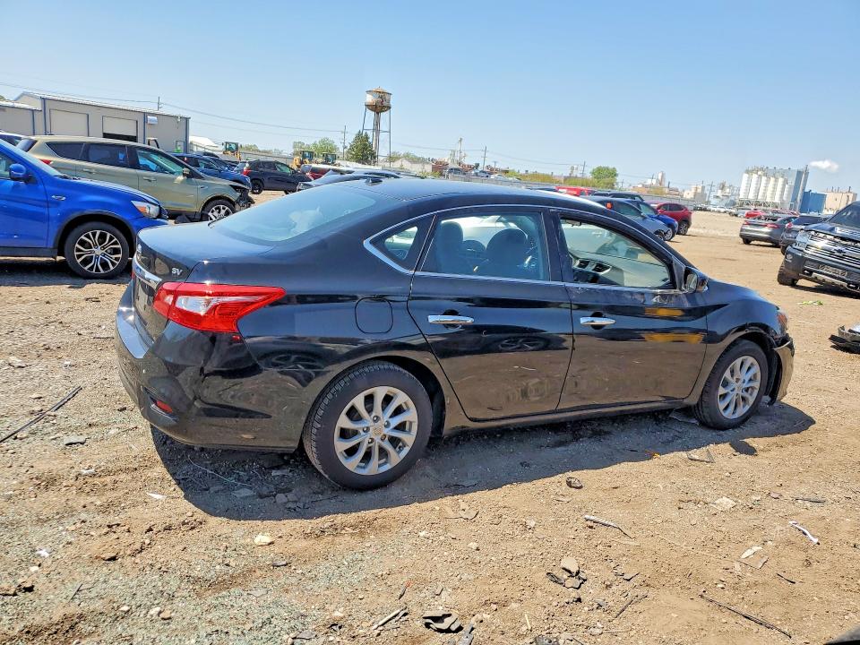 Продажа на аукционе авто 2018 Nissan Sentra, vin: 3N1AB7AP0JY305124, номер лота: 52893916