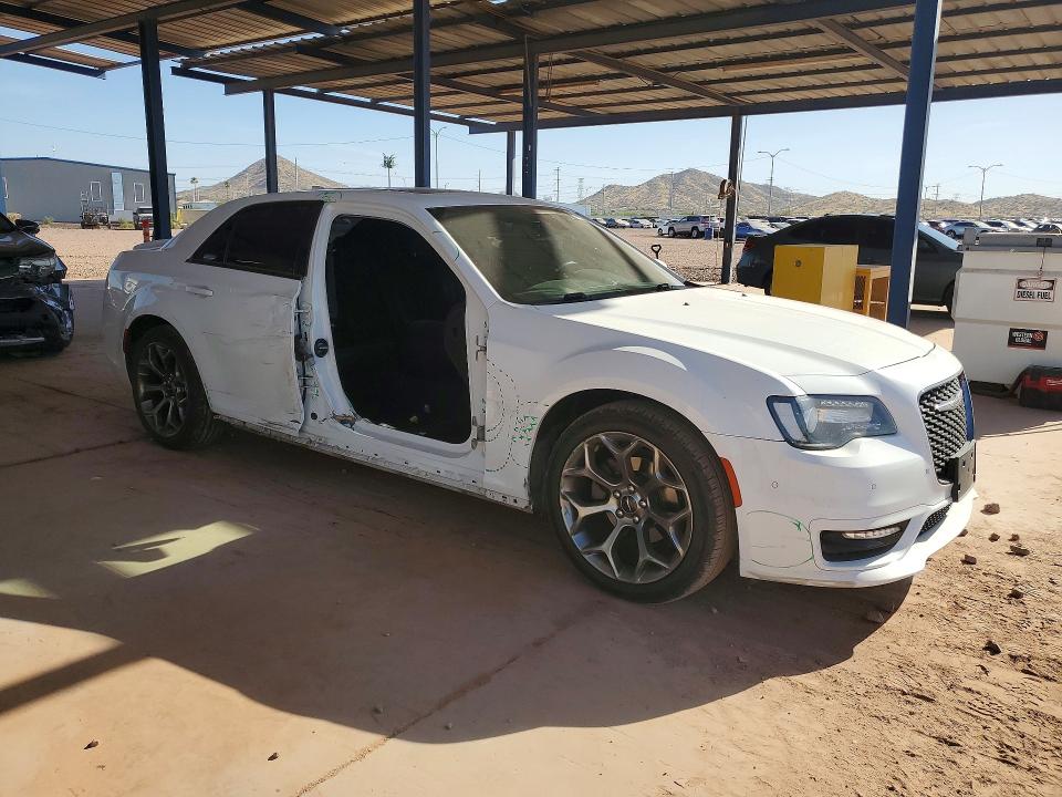 53920396 :رقم المزاد ، 2C3CCABG7JH141041 vin ، 2018 Chrysler 300 مزاد بيع