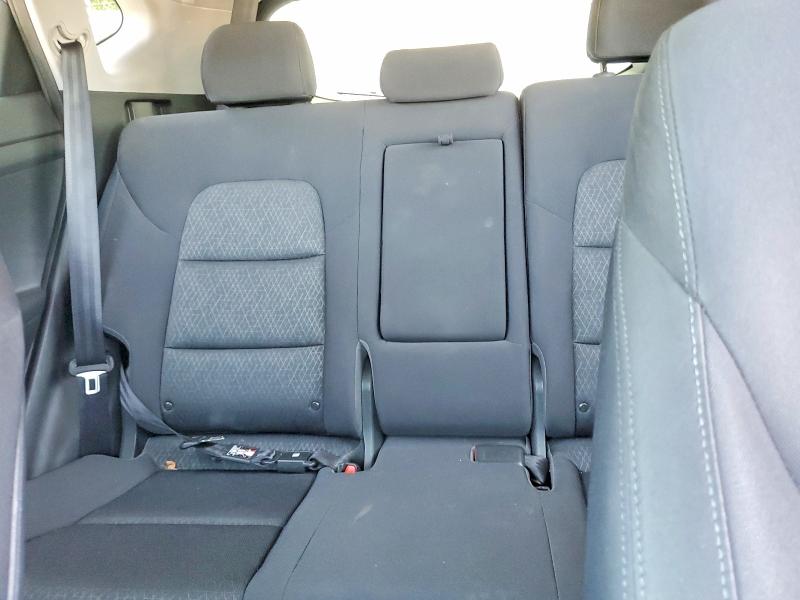 53656536 :رقم المزاد ، KM8J33A44HU450717 vin ، 2017 Hyundai Tucson مزاد بيع