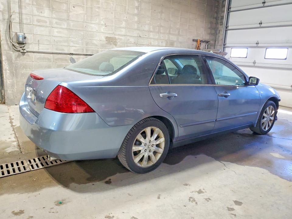 53284886 :رقم المزاد ، 1HGCM66407A036405 vin ، 2007 Honda Accord مزاد بيع