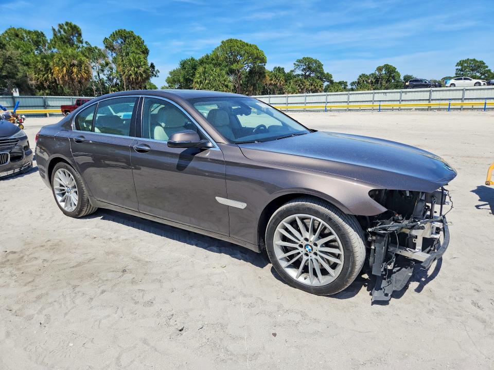 Продажа на аукционе авто 2015 Bmw 750, vin: WBAYA8C55FG197654, номер лота: 52725806