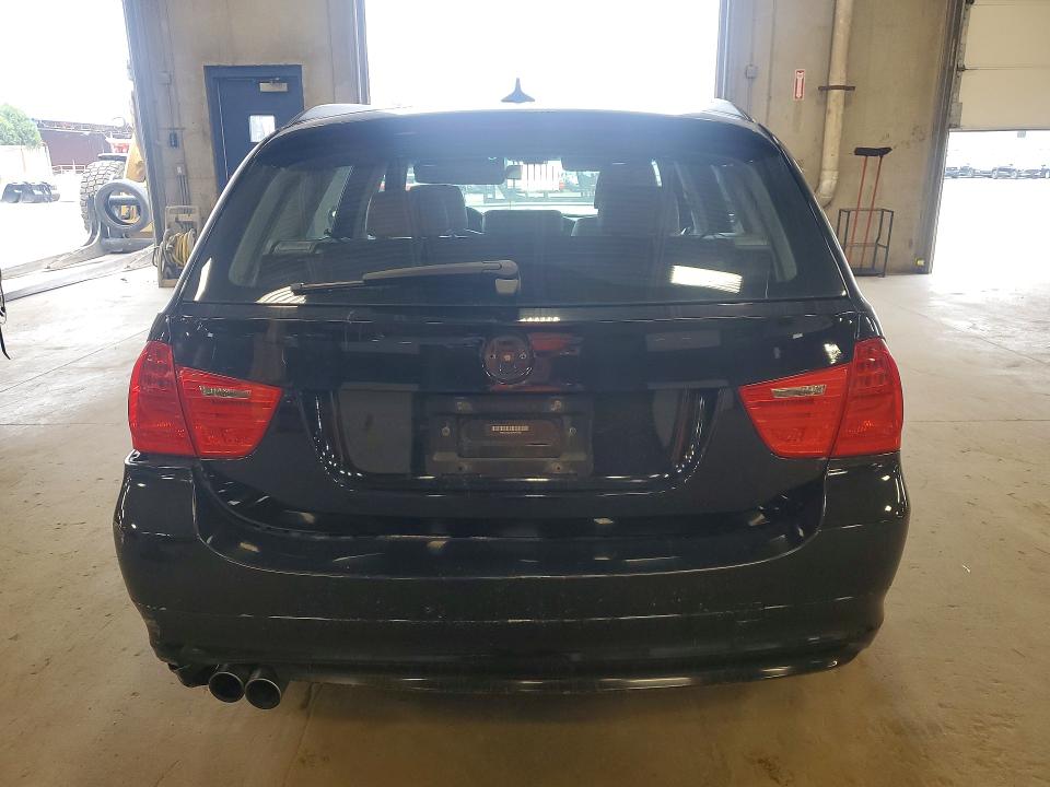 2012 Bmw 328 მანქანა იყიდება აუქციონზე, vin: WBAUU3C58CA543185, აუქციონის ნომერი: 53228116
