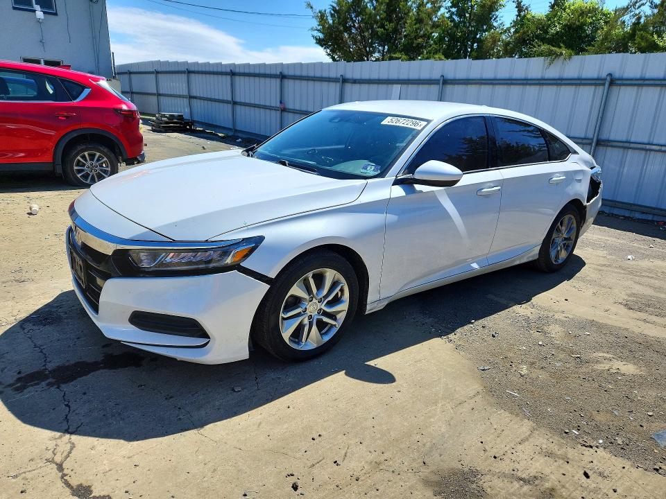 2019 Honda Accord მანქანა იყიდება აუქციონზე, vin: 1HGCV1F13KA088884, აუქციონის ნომერი: 52672296