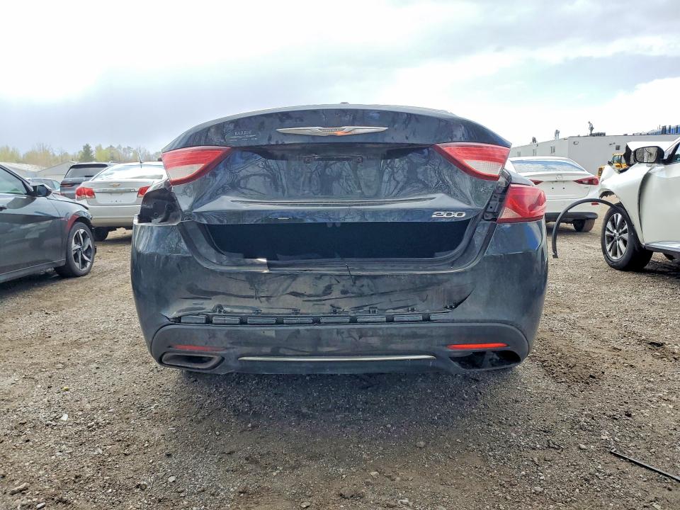 Продажа на аукционе авто 2015 Chrysler 200 Limited V6 4dr, vin: 1C3CCCAG0FN511063, номер лота: 51524996
