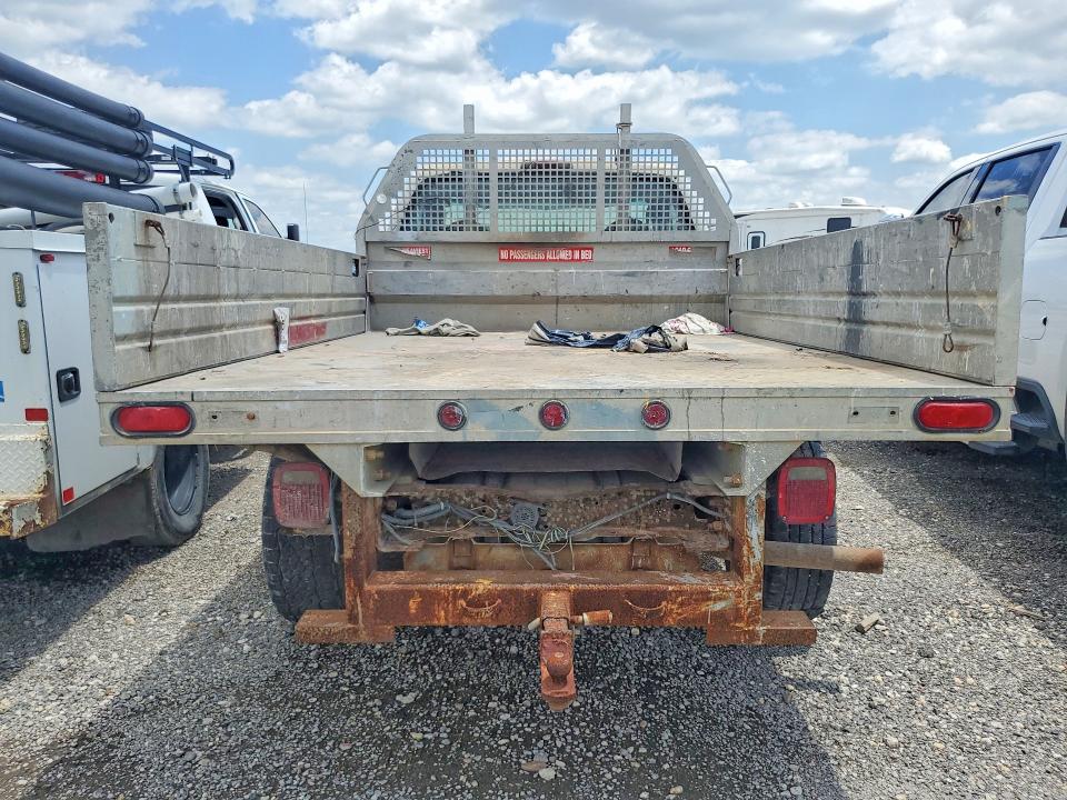 51115556 :رقم المزاد ، 1FDSF34545ED23553 vin ، 2005 Ford F350 مزاد بيع