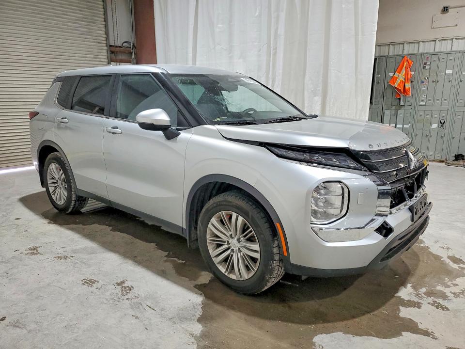 2023 Mitsubishi Outlander მანქანა იყიდება აუქციონზე, vin: JA4J4TA84PZ008004, აუქციონის ნომერი: 54918346
