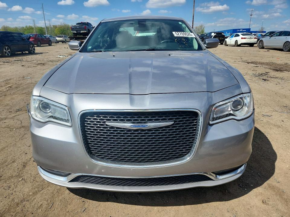 Продаж на аукціоні авто 2015 Chrysler 300, vin: 2C3CCAAG4FH922432, номер лоту: 52709026