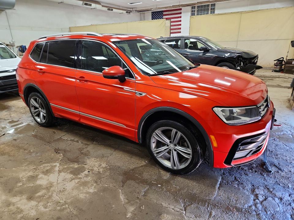 53398276 :رقم المزاد ، 3VV2B7AX8KM020960 vin ، 2019 Volkswagen Tiguan مزاد بيع