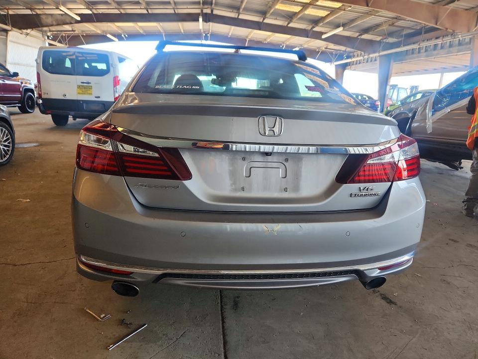 Aukcja sprzedaży 2017 Honda Accord, vin: 1HGCR3F91HA028164, numer aukcji: 52102756