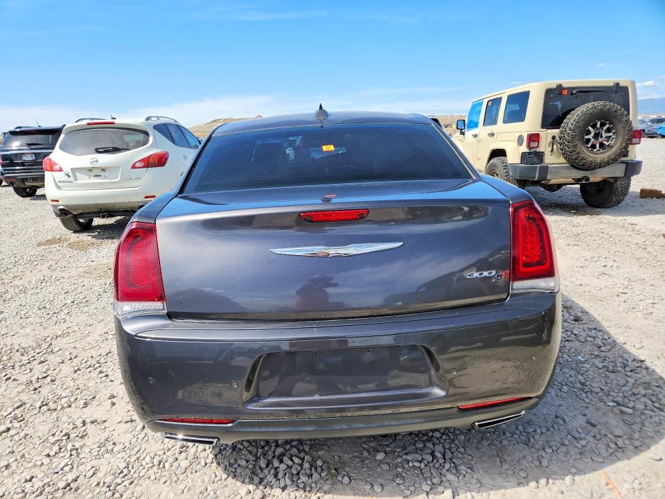 54497226 :رقم المزاد ، 2C3CCABG1JH240633 vin ، 2018 Chrysler 300 مزاد بيع