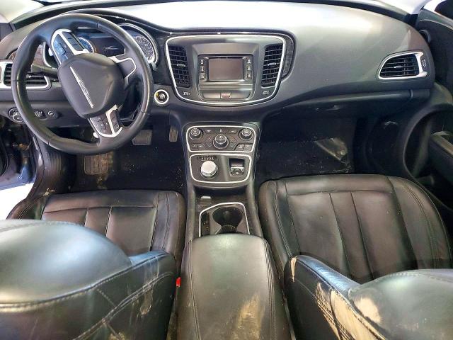 53523196 :رقم المزاد ، 1C3CCCCG4FN522385 vin ، 2015 Chrysler 200 مزاد بيع