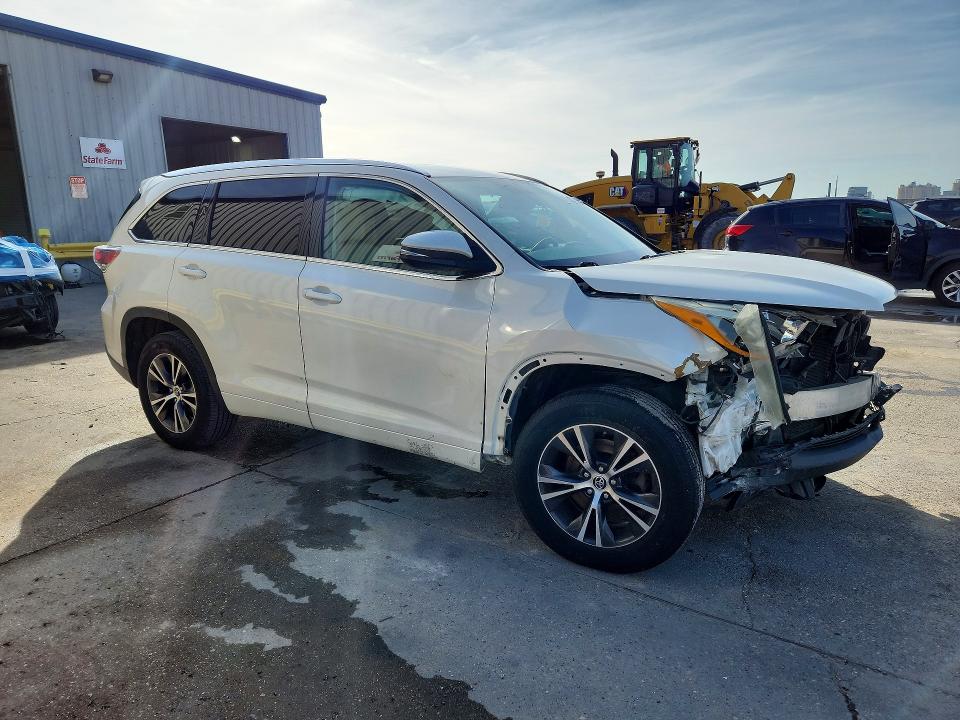 2016 Toyota Highlander მანქანა იყიდება აუქციონზე, vin: 5TDKKRFH6GS136287, აუქციონის ნომერი: 52304586