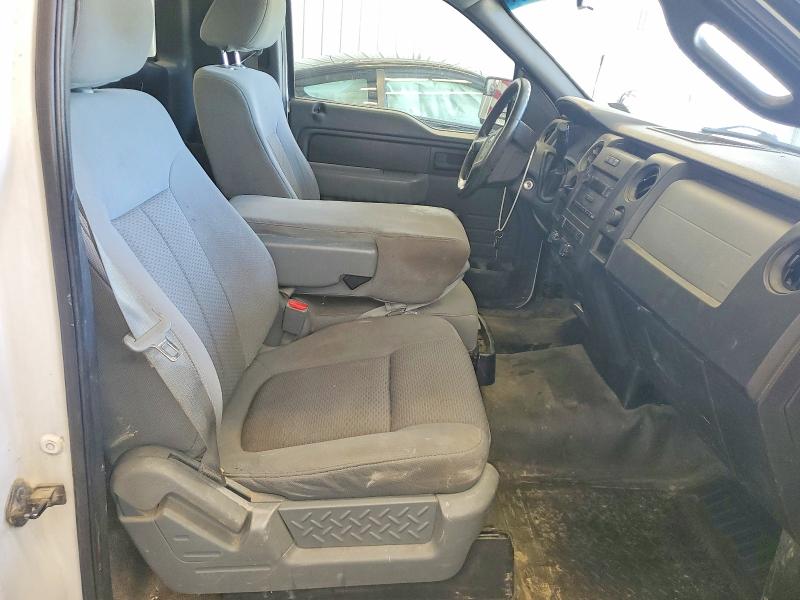 55317286 :رقم المزاد ، 1FTMF1CM1EKD02705 vin ، 2014 Ford F150 مزاد بيع