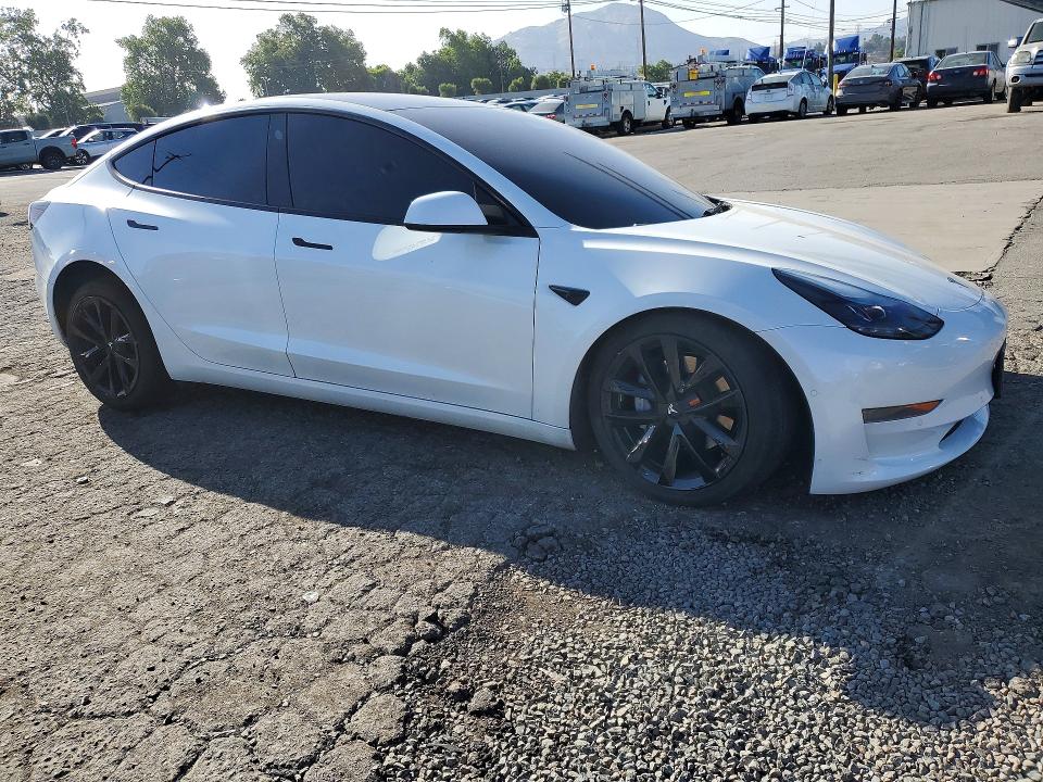 53436456 :رقم المزاد ، 5YJ3E1EA9NF155158 vin ، 2022 Tesla Model 3 مزاد بيع