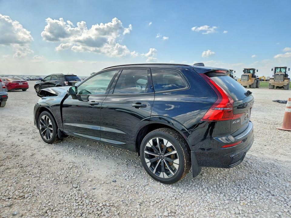 53652836 :رقم المزاد ، YV4M12RC4T1437065 vin ، 2026 Volvo Xc60 مزاد بيع