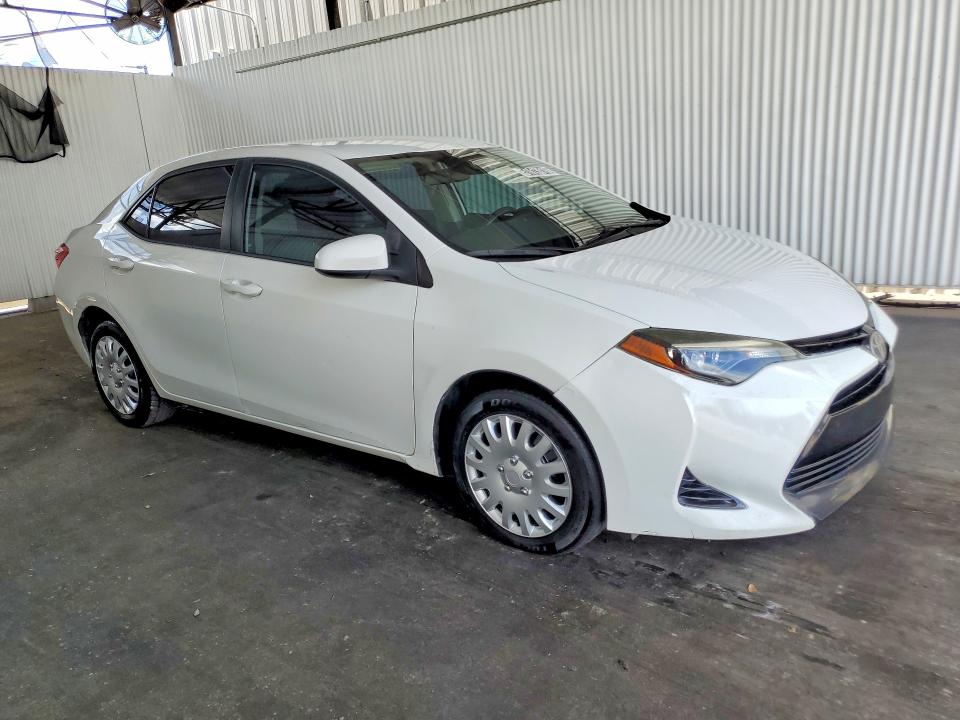 Продаж на аукціоні авто 2018 Toyota Corolla, vin: 5YFBURHE1JP749088, номер лоту: 51613016