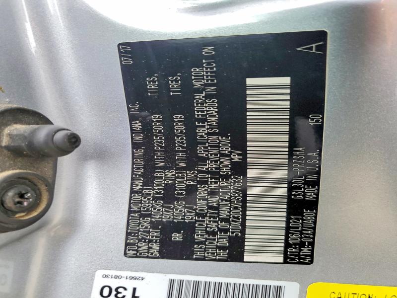 52942606 :رقم المزاد ، 5TDXZ3DCXHS877632 vin ، 2017 Toyota Sienna مزاد بيع