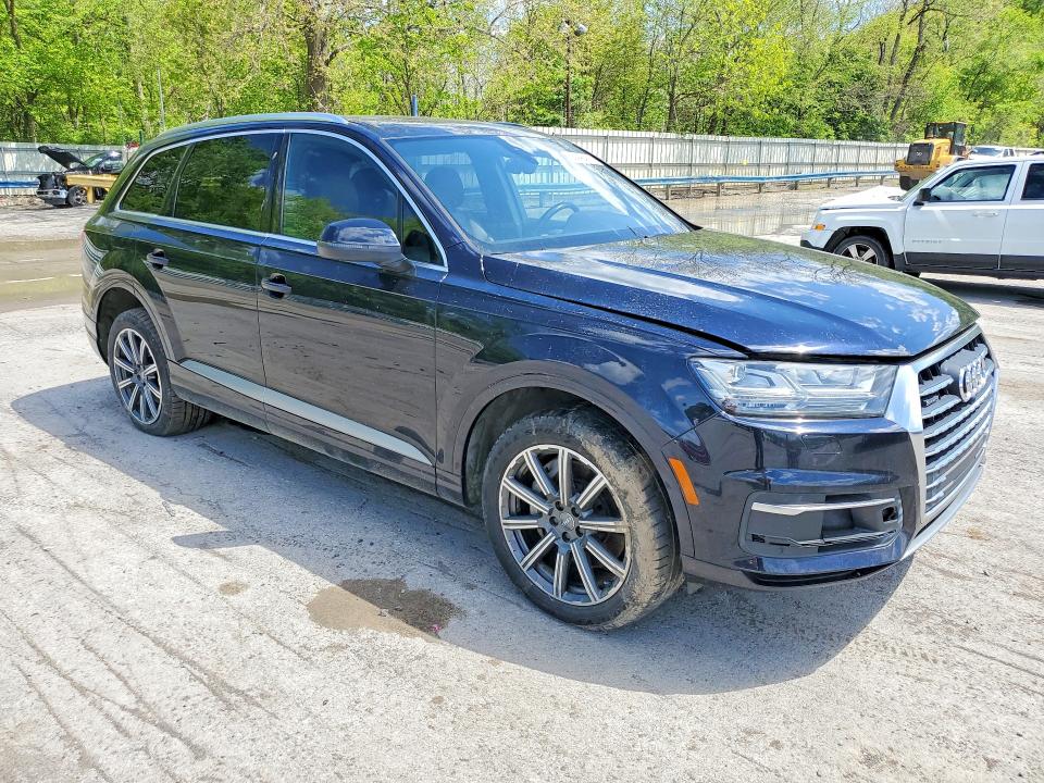Продаж на аукціоні авто 2017 Audi Q7, vin: WA1LAAF70HD022339, номер лоту: 52445416