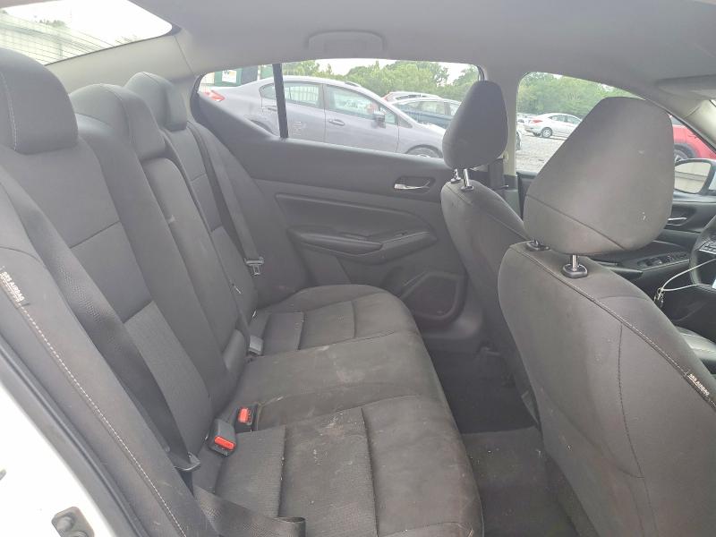 52664046 :رقم المزاد ، 1N4BL4BVXMN359662 vin ، 2021 Nissan Altima مزاد بيع