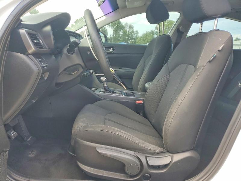 52051426 :رقم المزاد ، 5XXGT4L38JG253280 vin ، 2018 Kia Optima مزاد بيع