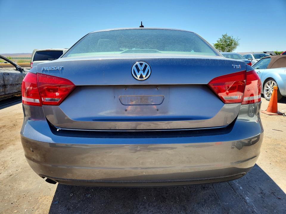2015 Volkswagen Passat მანქანა იყიდება აუქციონზე, vin: 1VWAS7A37FC022713, აუქციონის ნომერი: 52769886