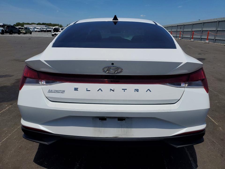 Продажа на аукционе авто 2022 Hyundai Elantra, vin: 5NPLM4AG7NH067015, номер лота: 52699086