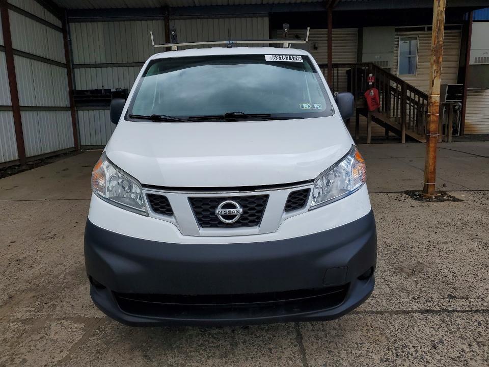 55061916 :رقم المزاد ، 3N6CM0KN9FK709759 vin ، 2015 Nissan Nv200 مزاد بيع