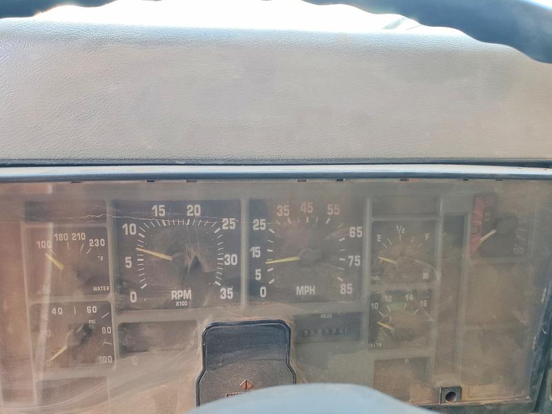 47898086 :رقم المزاد ، 1HTSHPPR1PH524741 vin ، 1993 International 490 مزاد بيع