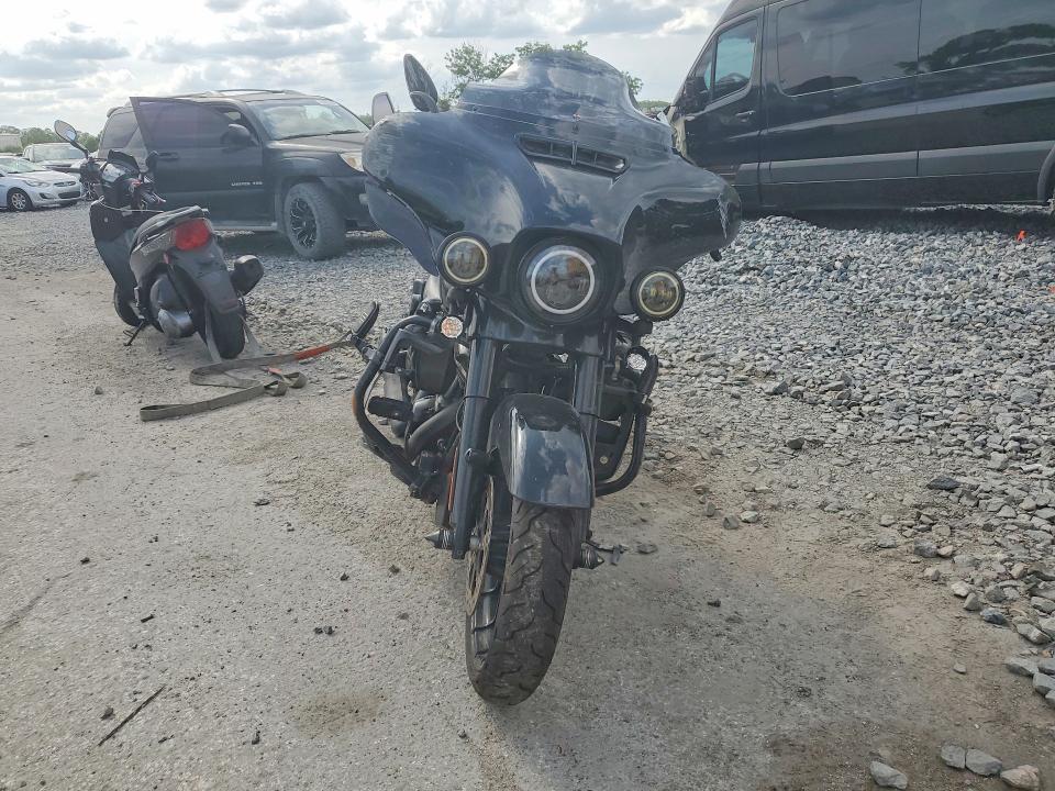 Продаж на аукціоні авто 2018 Harley-davidson Flhxs, vin: 1HD1KRC1XJB658324, номер лоту: 52045076