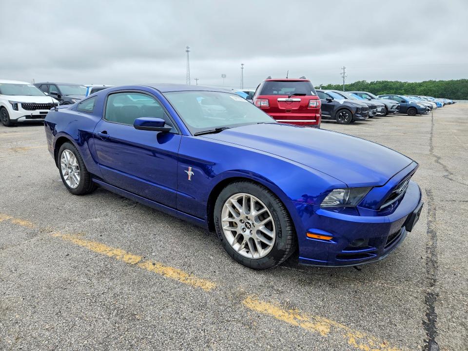 Продажа на аукционе авто 2014 Ford Mustang, vin: 1ZVBP8AM0E5226602, номер лота: 54175516