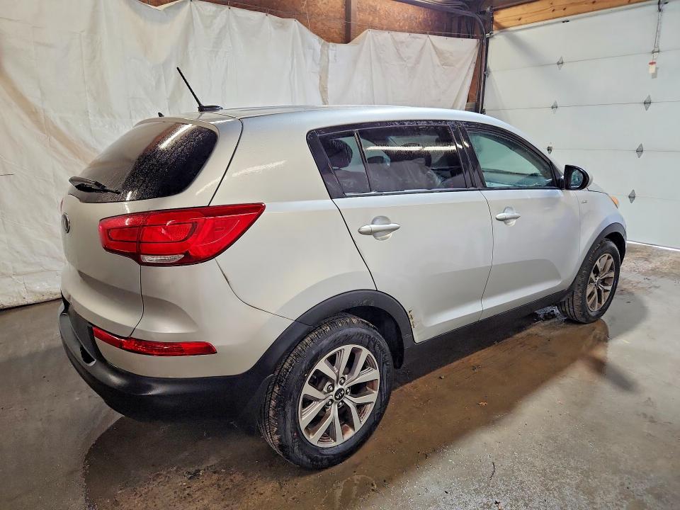 Продажа на аукционе авто 2015 Kia Sportage, vin: KNDPBCAC3F7677658, номер лота: 54052896