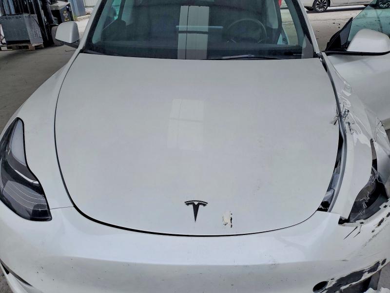 2023 Tesla Model Y მანქანა იყიდება აუქციონზე, vin: 7SAYGDEE8PA083117, აუქციონის ნომერი: 52657196