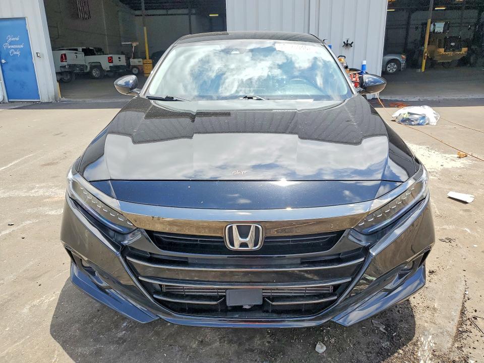 Продаж на аукціоні авто 2021 Honda Accord, vin: 1HGCV1F40MA112037, номер лоту: 53925946