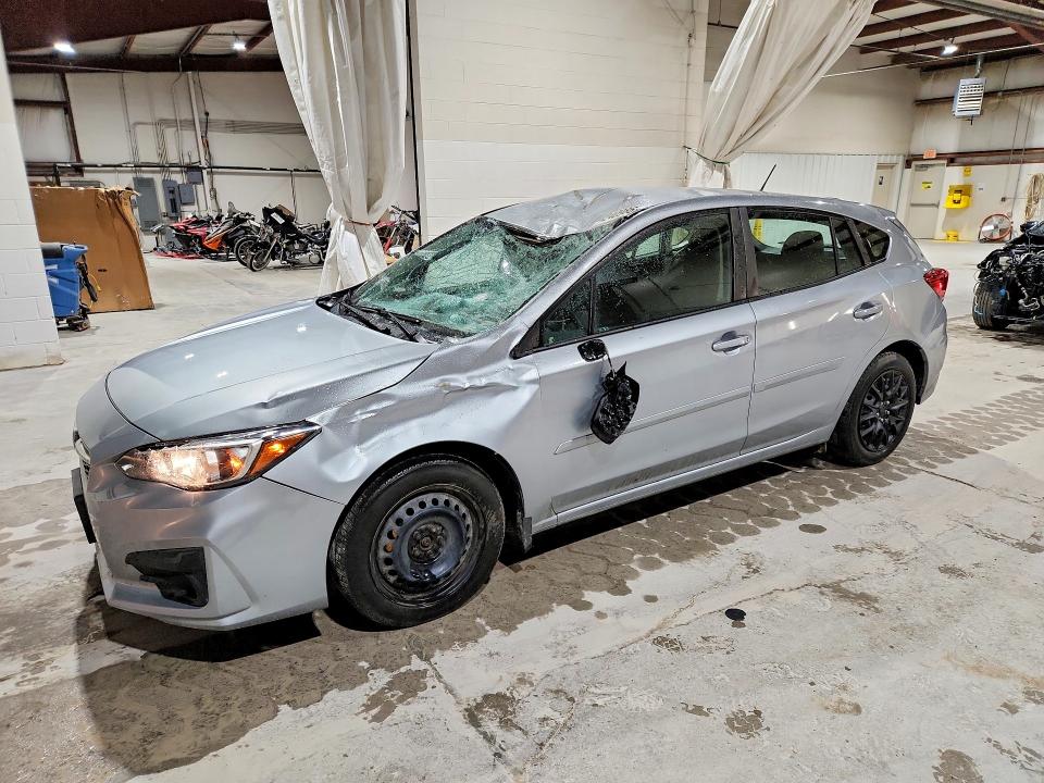 53240986 :رقم المزاد ، 4S3GTAA66J3740876 vin ، 2018 Subaru Impreza مزاد بيع