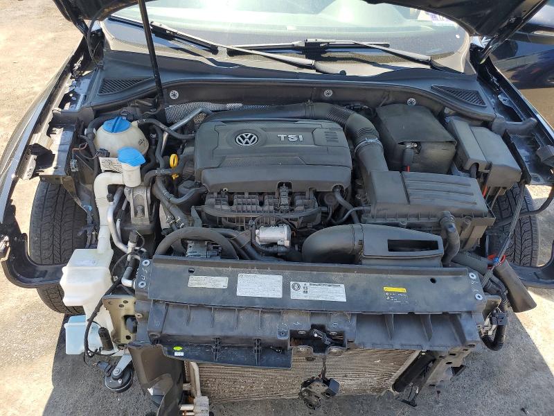 53930756 :رقم المزاد ، 1VWAT7A35HC042622 vin ، 2017 Volkswagen Passat مزاد بيع