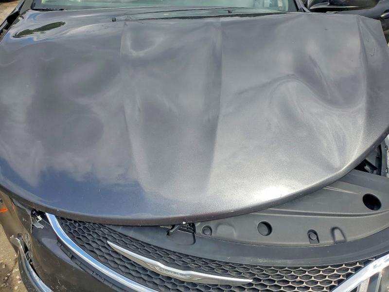 Продажа на аукционе авто 2015 Chrysler 200, vin: 1C3CCCAB8FN650135, номер лота: 52235396