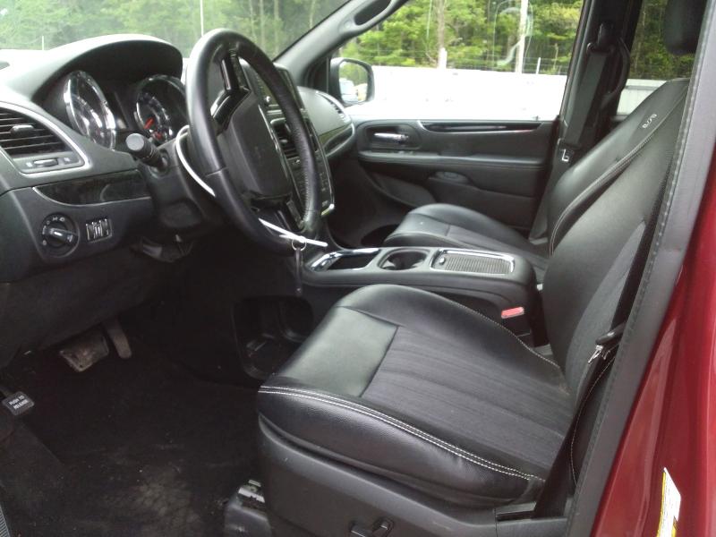 2014 Chrysler Town & Country მანქანა იყიდება აუქციონზე, vin: 2C4RC1HG2ER461770, აუქციონის ნომერი: 54391246