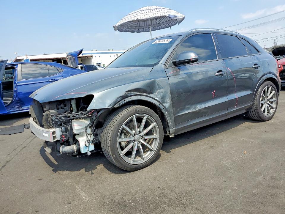 53976626 :رقم المزاد ، WA1ECCFS6JR026276 vin ، 2018 Audi Q3 مزاد بيع