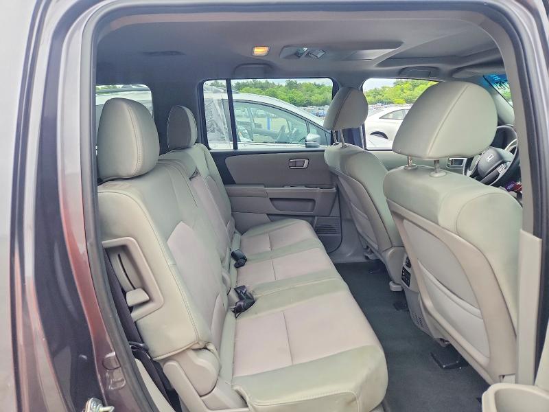 Продаж на аукціоні авто 2015 Honda Pilot, vin: 5FNYF4H36FB058860, номер лоту: 54402516
