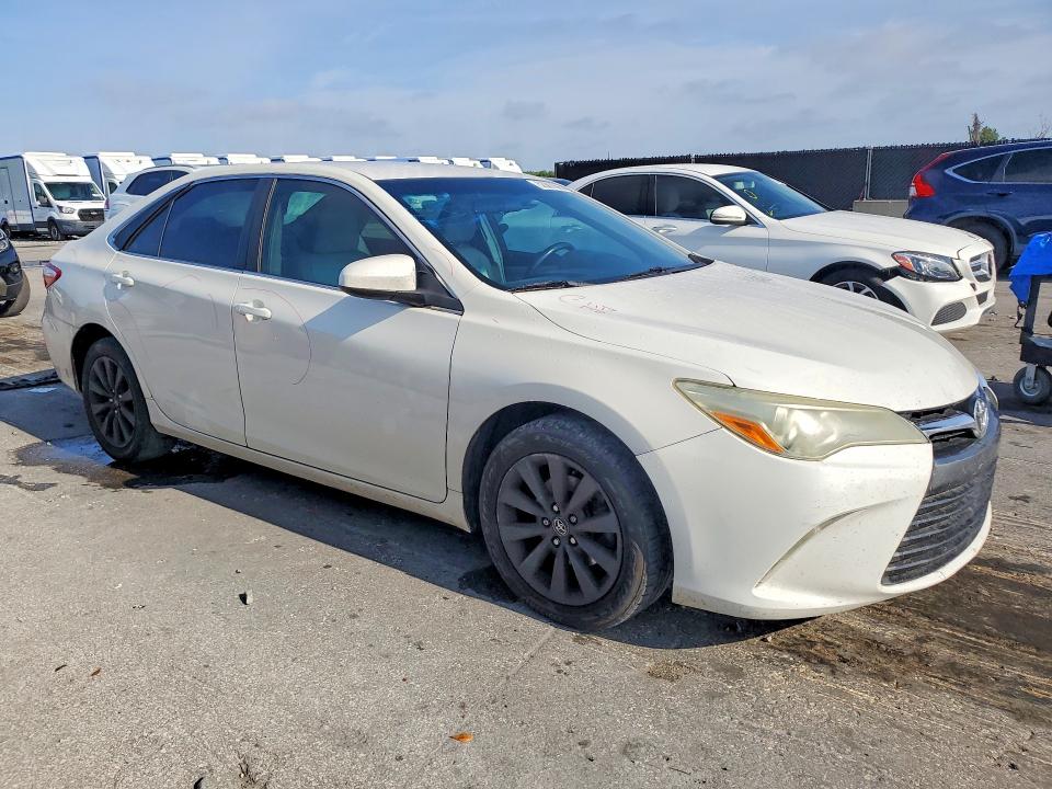 2016 Toyota Camry მანქანა იყიდება აუქციონზე, vin: 4T1BF1FKXGU121350, აუქციონის ნომერი: 52987666