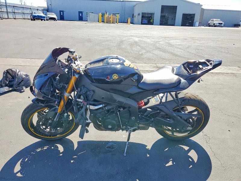 52896686 :رقم المزاد ، JYARJ12E07A020848 vin ، 2007 Yamaha Yzfr6 مزاد بيع
