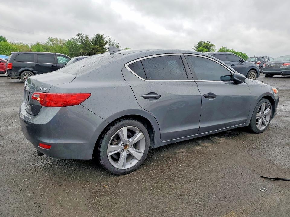 52691486 :رقم المزاد ، 19VDE1F79DE000873 vin ، 2013 Acura Ilx مزاد بيع