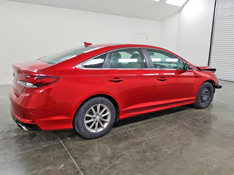 Продажа на аукционе авто 2018 Hyundai Sonata, vin: 5NPE24AA7JH701850, номер лота: 52590606
