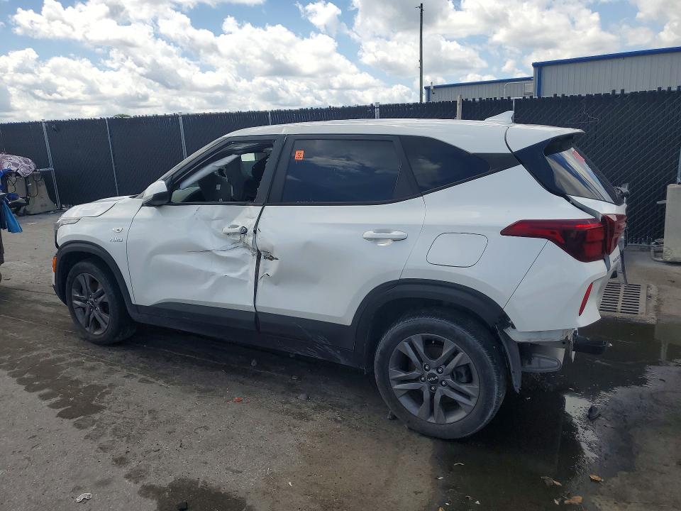 2023 Kia Seltos მანქანა იყიდება აუქციონზე, vin: KNDEPCAA2P7370586, აუქციონის ნომერი: 53986916