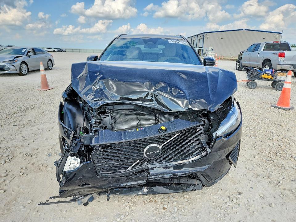 53652836 :رقم المزاد ، YV4M12RC4T1437065 vin ، 2026 Volvo Xc60 مزاد بيع