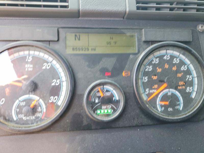 Продаж на аукціоні авто 2015 Freigliner Cascadia, vin: 3AKJGLD59FSFP6877, номер лоту: 52916906